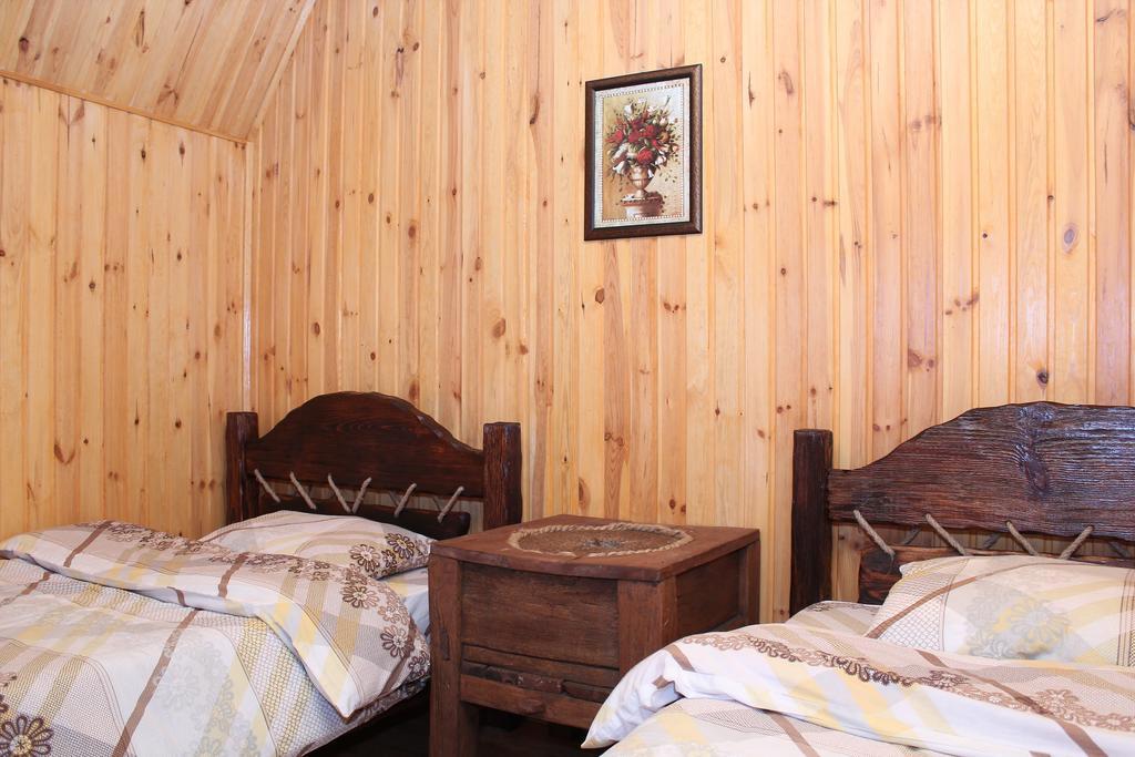 Usadba Kupalinka Hotel Ostrovo Phòng bức ảnh
