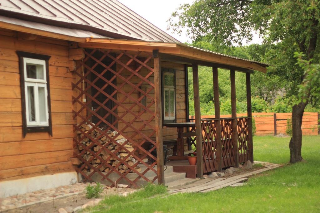 Usadba Kupalinka Hotel Ostrovo Phòng bức ảnh